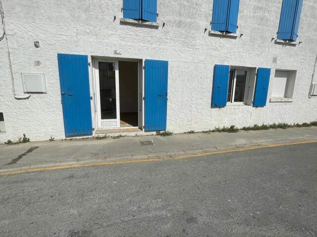 Appartement À Vendre — photo du bien