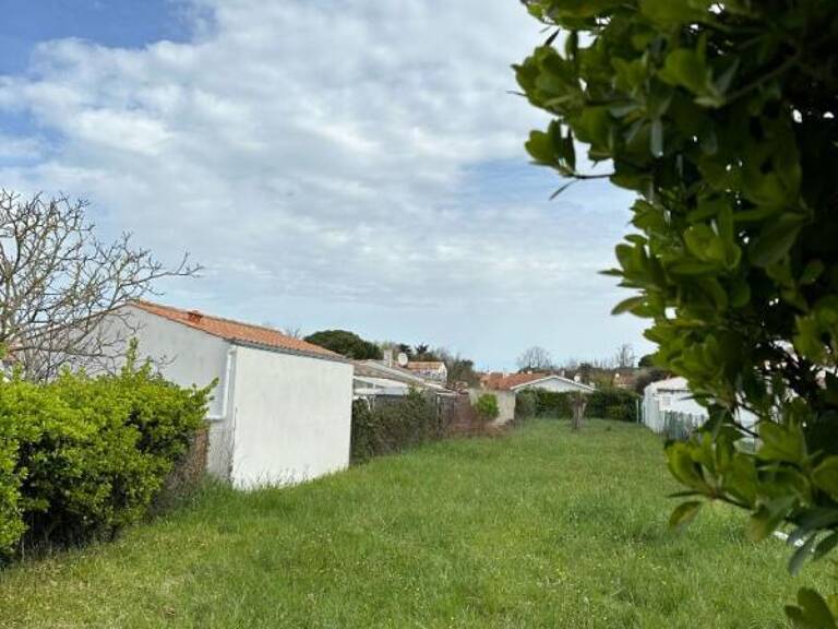 Terrain La Bree Les Bains 555 m2 — photo 1