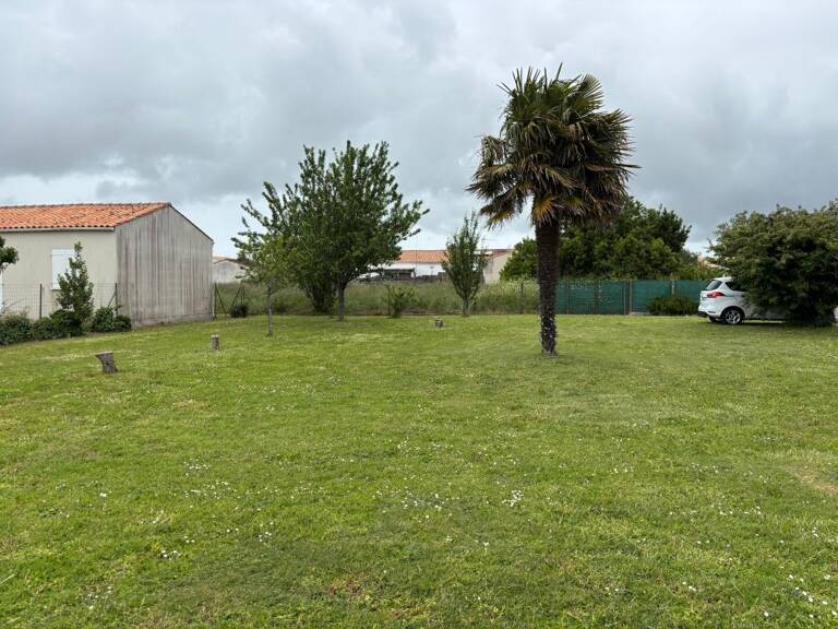 Terrain À Vendre — photo 1