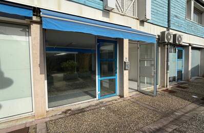 Local commercial à vendre – Grand Village, centre — photo du bien