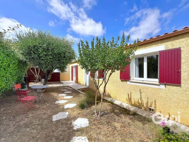 Maison de plain-pied 4 chambres avec piscine – Vergèze – 370 000 € — photo 1