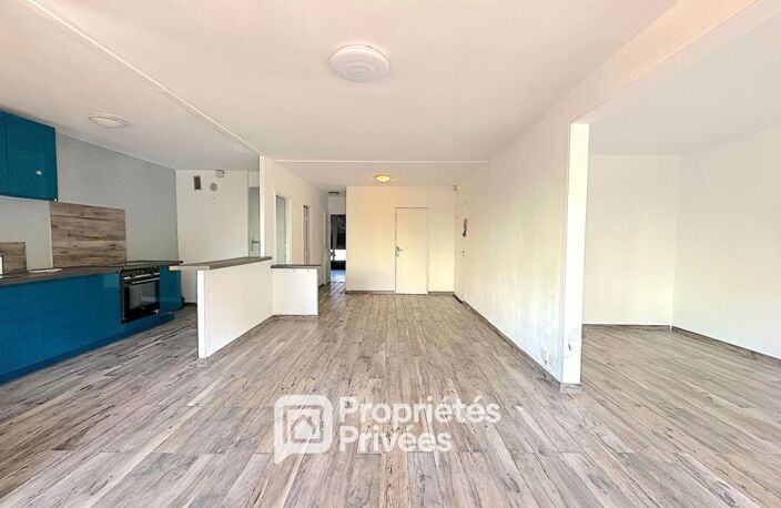 Appartement 4 pièces 79 m2 avec balcon, parking et cave — photo 2