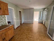 MAISON DE PLAIN PIED AVEC VERANDA ET EXTERIEUR — photo 4