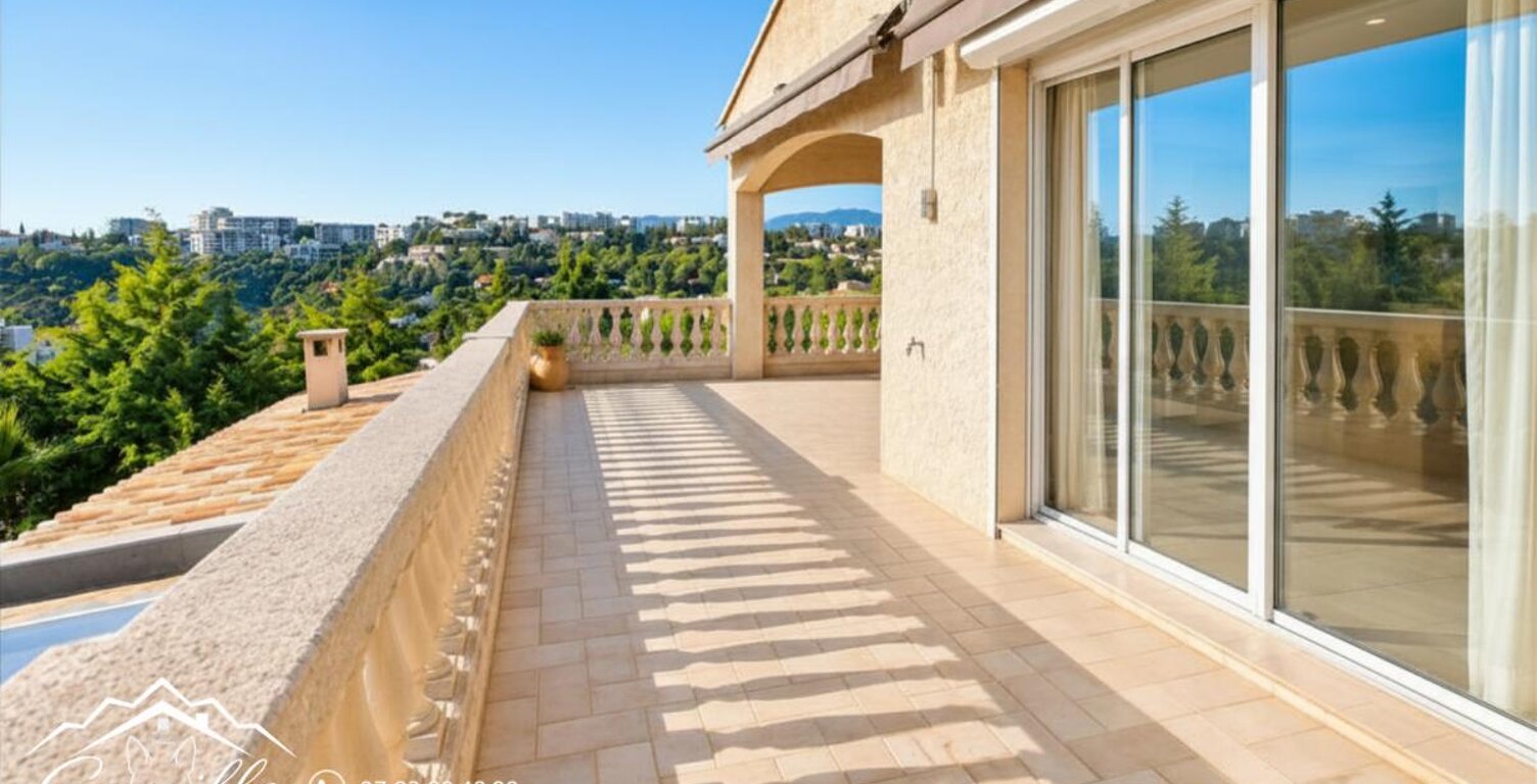 Appartement Saint Raphael 4 pièce(s) 108.16 m2 — photo 1