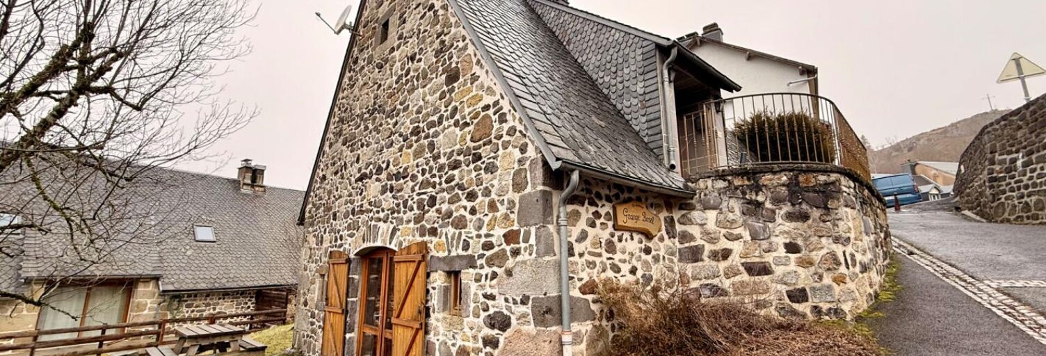 Maison 6 Pièces 126 m² à vendre à Murat-le-Quaire (63150)