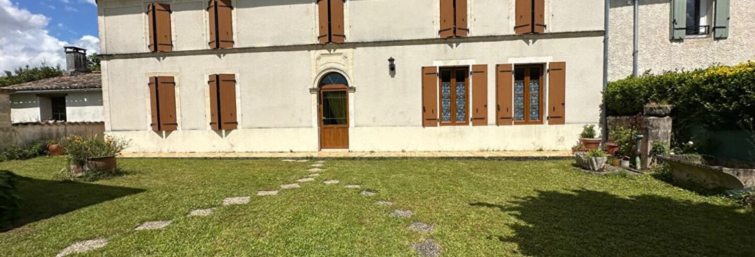 Maison 8 Pièces 242 m² à vendre à Saint-Georges-des-Agoûts (17150)