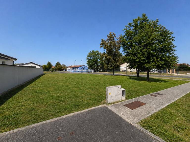 Montauban 82000,  Fonneuve Terrain  constructible et viabilisé et piscinable — photo 1