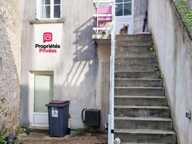 Immeuble de rapport - 90 m² - 4 pièces - local commercial et appartement T2 — photo 2
