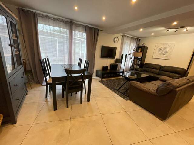 28700 CHAMPSERU 100 m2 terrain 900 m2 — photo du bien