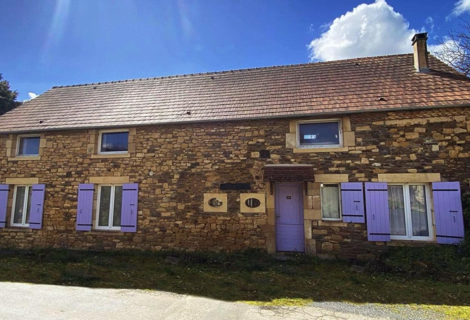 Maison en pierre avec piscine à Excideuil 5 pièce(s) 180 m2 — photo 1