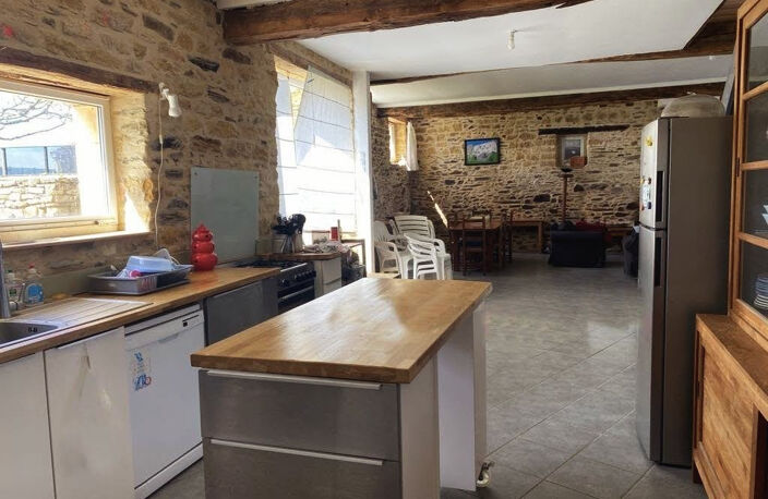 Maison en pierre avec piscine à Excideuil 5 pièce(s) 180 m2 — photo 4