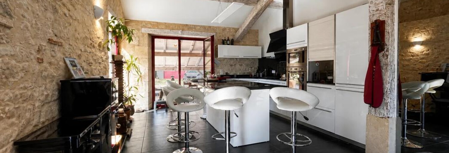 Maison 11 Pièces 290 m² à vendre à Monteton (47120)