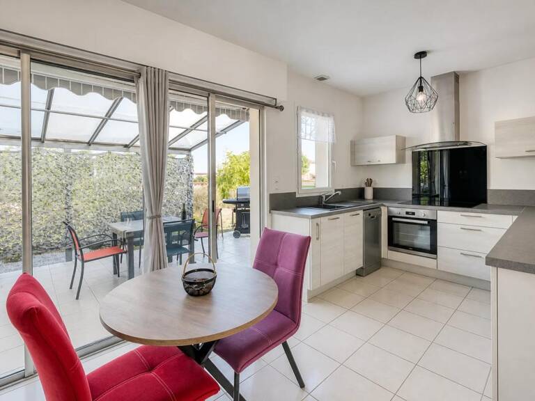 Maison de 4 pièces de 84 m² à Cravans — photo 1