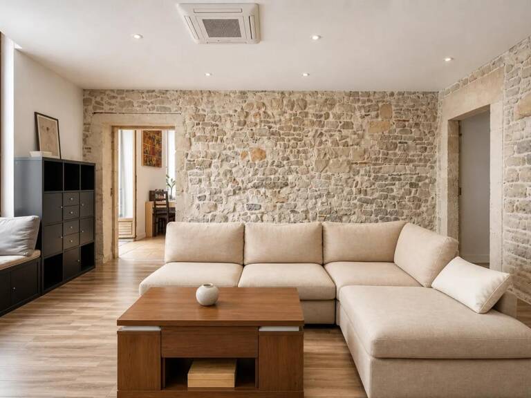 Appartement de 4 pièces de 118 m² à Nîmes — photo 1