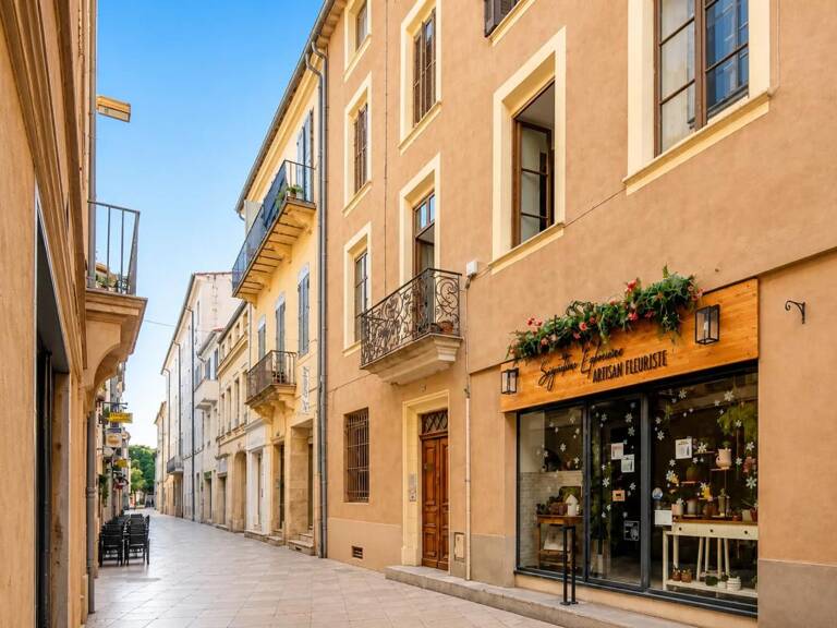 Appartement de 4 pièces de 118 m² à Nîmes — photo 1