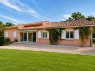 Maison de 7 pièces de 180 m² à Jassans-Riottier — photo 4