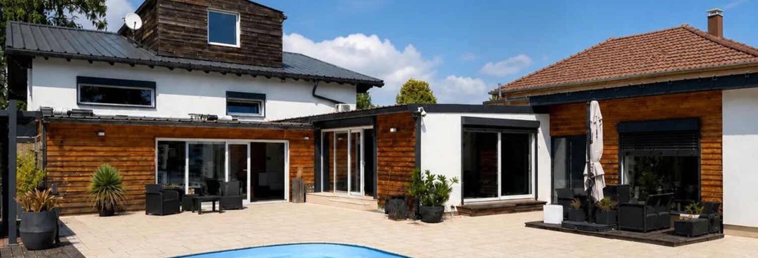 Maison 12 Pièces 314 m² à vendre à Hambach (57910)