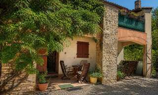 Maison 7 Pièces 196 m² à vendre à Esparron-de-Verdon (04800)