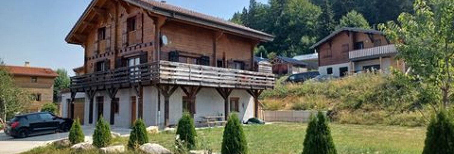 Maison 9 Pièces 280 m² à vendre à Prémanon (39220)