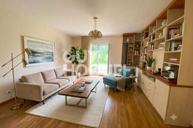 Appartement 3 pièces 242900 €