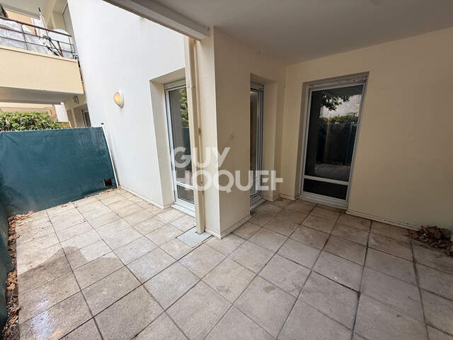 Appartement F2, 43 m² en rez-de-chaussée avec terrasse et parking, à vendre à Perpignan (66000) quartier Saint Martin — photo du bien