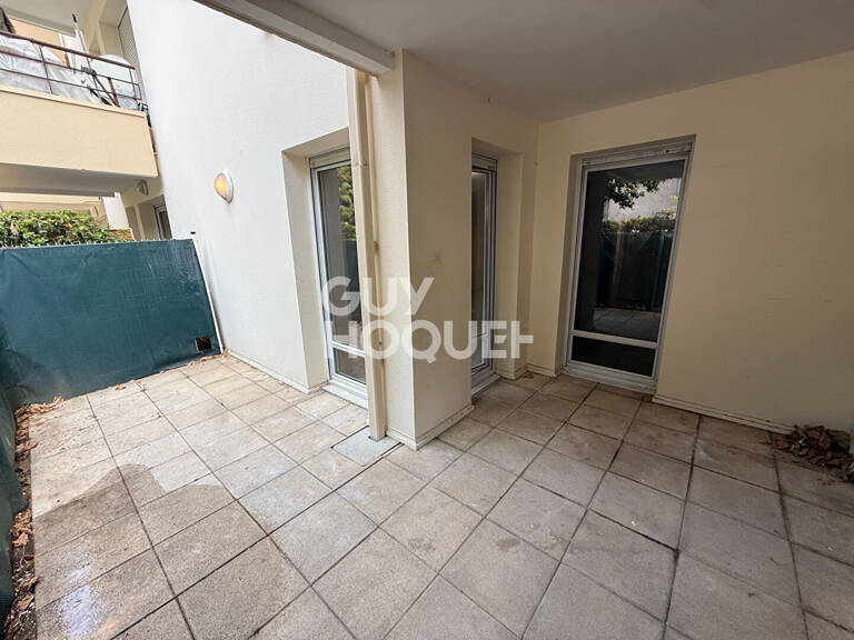 Appartement F2, 43 m² en rez-de-chaussée avec terrasse et parking, à vendre à Perpignan (66000) quartier Saint Martin — photo 1