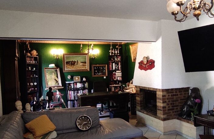 GRANDE MAISON FAMILIALE DE 6 CHAMBRES AVEC POTENTIEL COMMERCIAL — photo 4