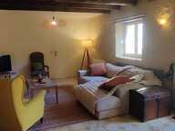 PÉRIGORD NOIR, CHARMANTE MAISON EN PIERRE DE 95 M² SH AVEC JARDIN + UN GARAGE DE 32M² ENVIRON NON ATTENANT SUR 640M² CLOS — photo 4
