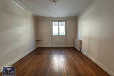 Appartement 3 pièces 829 €