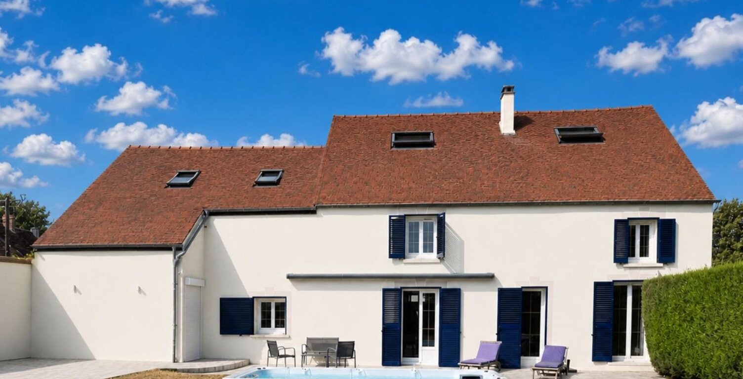 235 m², 5 chambres et dépendance : une propriété aux volumes rares — photo 1