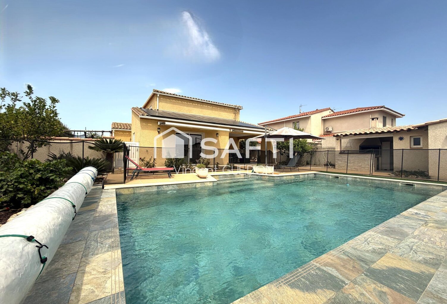 Maison 4 faces avec piscine, suite parentale — photo 1