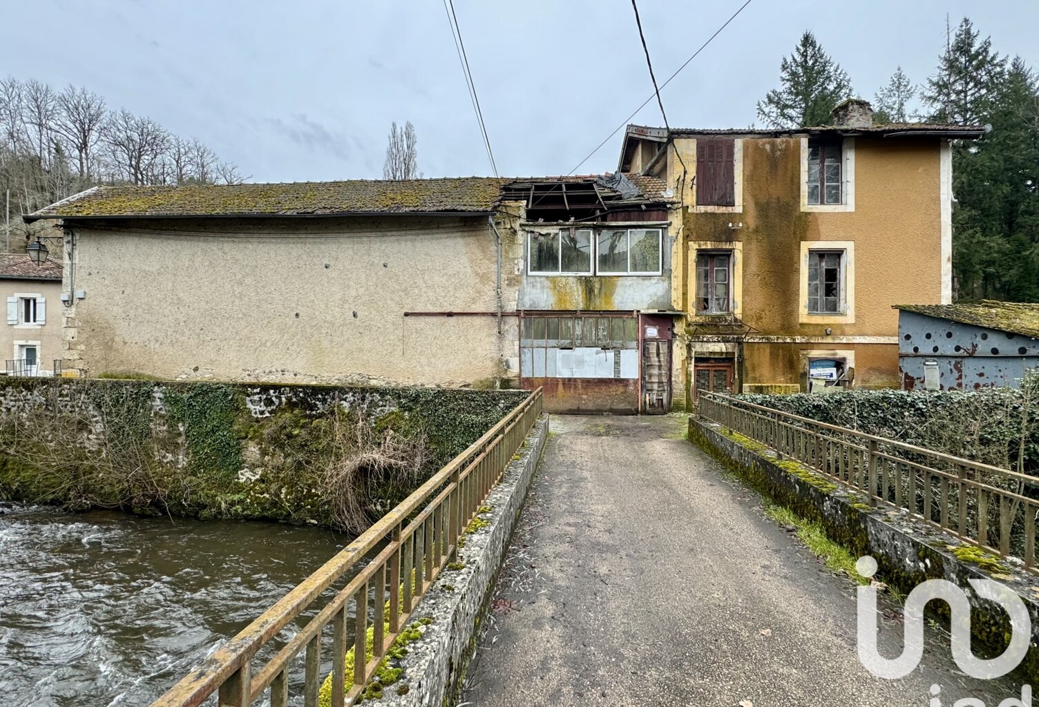 Vente Maison/villa 1 pièce — photo 1