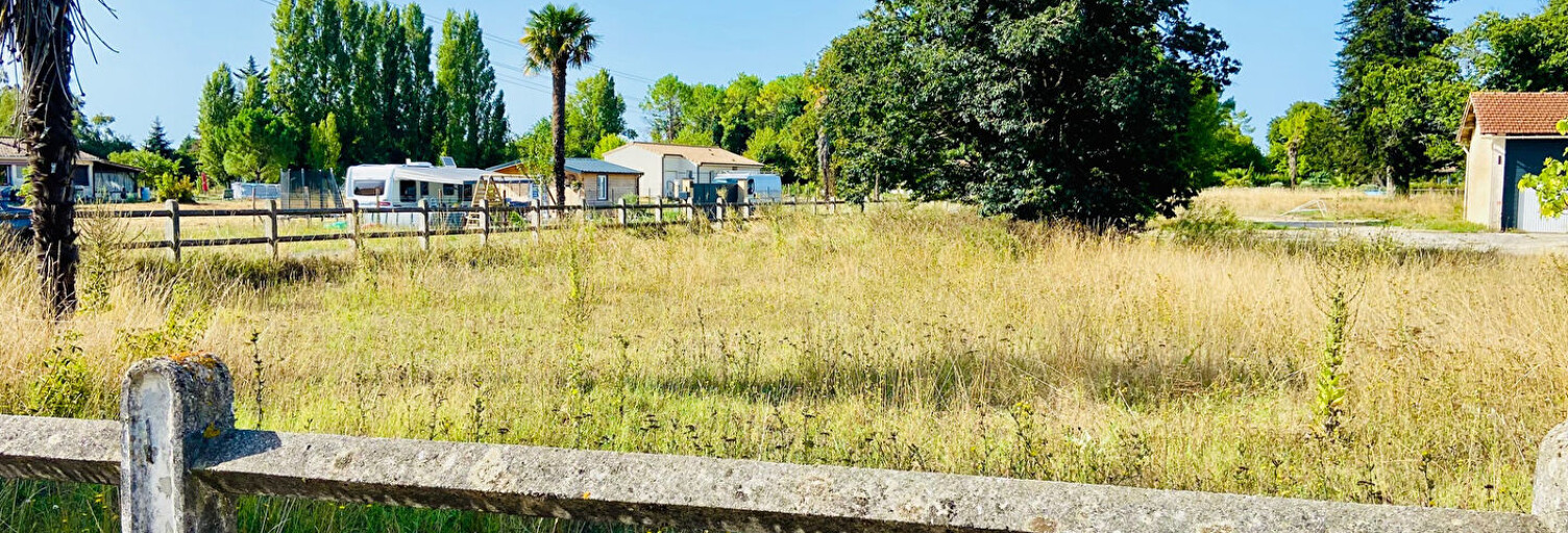 Terrain  700 m² à vendre à Gaillan-en-Médoc (33340)