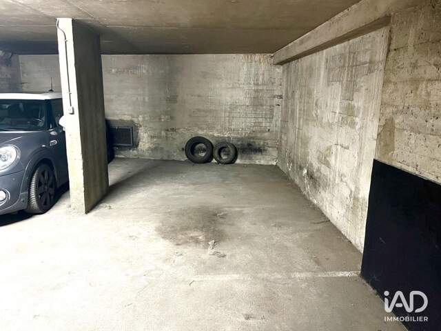 Location Parking 10 m&sup2; — photo du bien