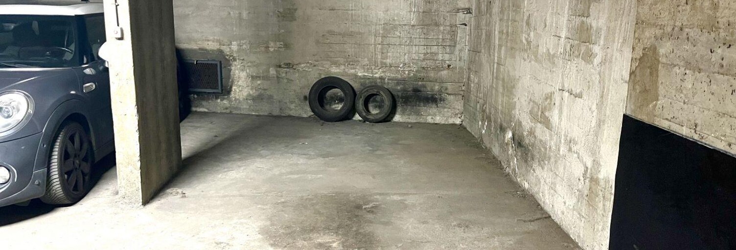 Garage  10 m² à louer à Paris 7 (75007)