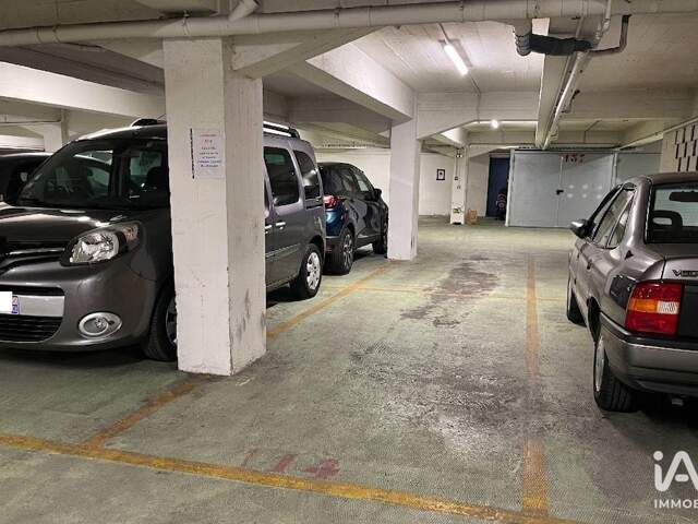 Location Parking 10 m&sup2; — photo du bien