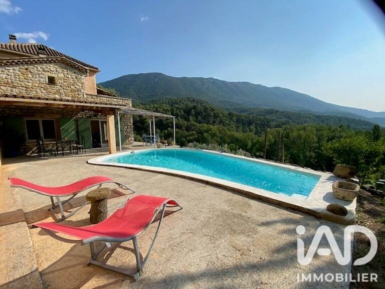 Vente Maison/villa 8 pièces — photo 1