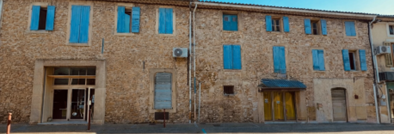 Immeuble  163 m² à vendre à Jonquières (84150)