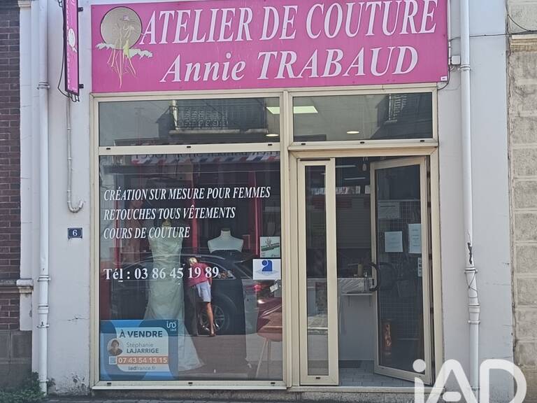Vente Boutique/Local commercial 64 m&sup2; — photo 1