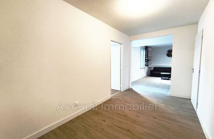 P3 + grande cabine traversant rez-de-jardin avec entrée indépe — photo 5