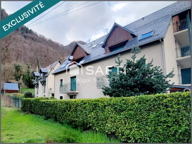 Appartement T3 duplex de 51m², une terrasse avec vue sur le Venasque, deux chambres et une salle d'eau et une salle de bain, une place de parking, un local à ski et vélo. — photo du bien