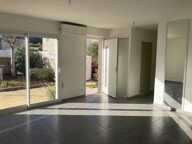 Villa — photo 2