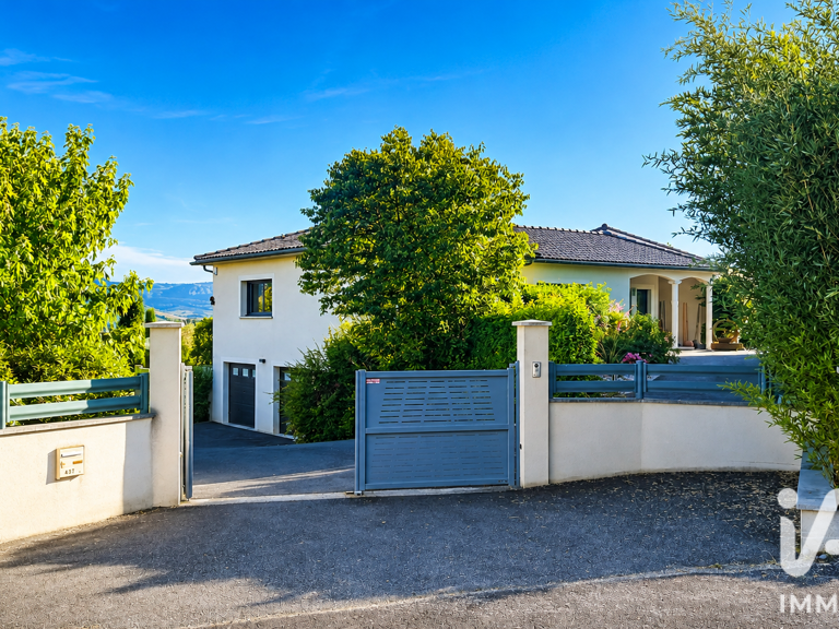 Vente Maison/villa 5 pièces — photo 1