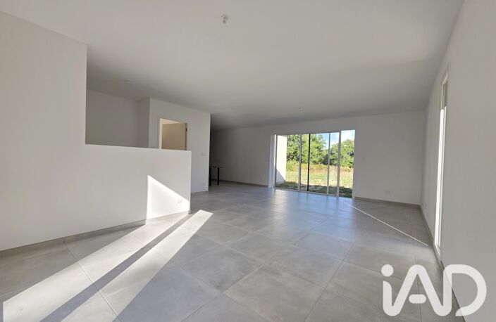 Vente Maison/villa 5 pièces — photo 2