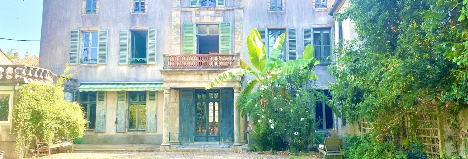 Maison 8 Pièces 312 m² à vendre à Bressuire (79300)