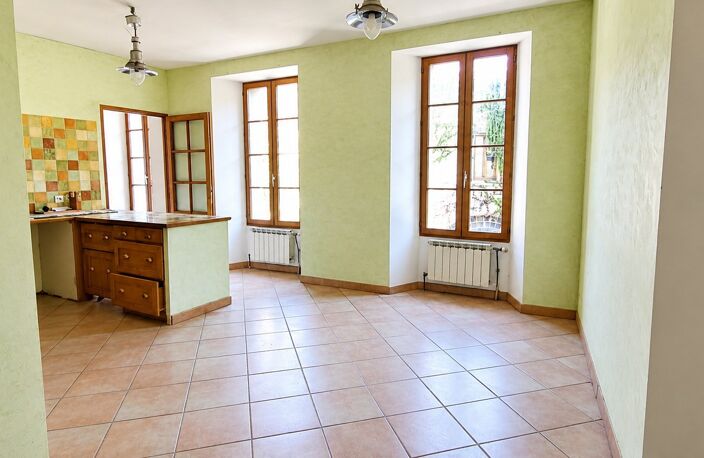 Maison de caractère de 208 m2 avec cour et garage, à deux pas des plages et de Béziers — photo 2