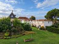 Demeure de charme avec piscine et dépendances  Parc de 1 553 m² au cœur de Cozes — photo 2