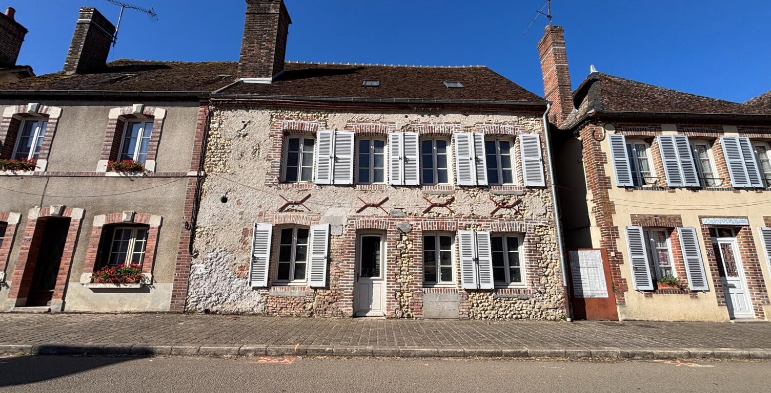 Maison avec charme de 210m² à Mezilles — photo 1