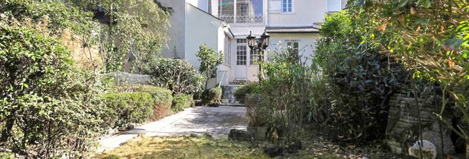 Maison 10 Pièces 234 m² à vendre à Tours (37000)