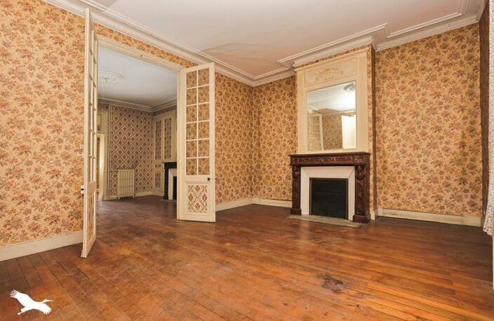 Maison de ville de 10 pièces principales — photo 2